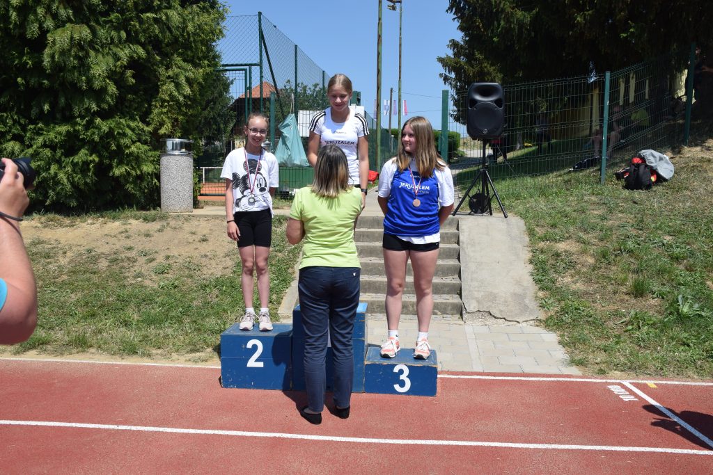 Medobčinska atletika 22 (64)