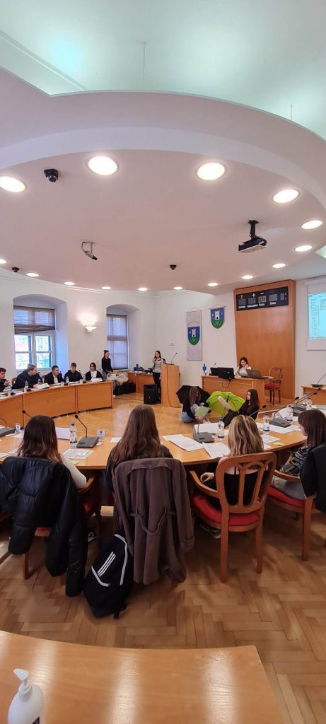 otroški parlament 1